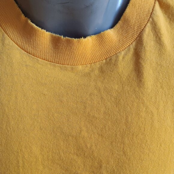 XXL Vtg Fruit Of The Loom Yellow Short Sleeve Crewneck T-Shirt Cotton Made USA - Picture 4 of 8